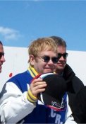08_05_03_ischgl_elton_john_17.jpg